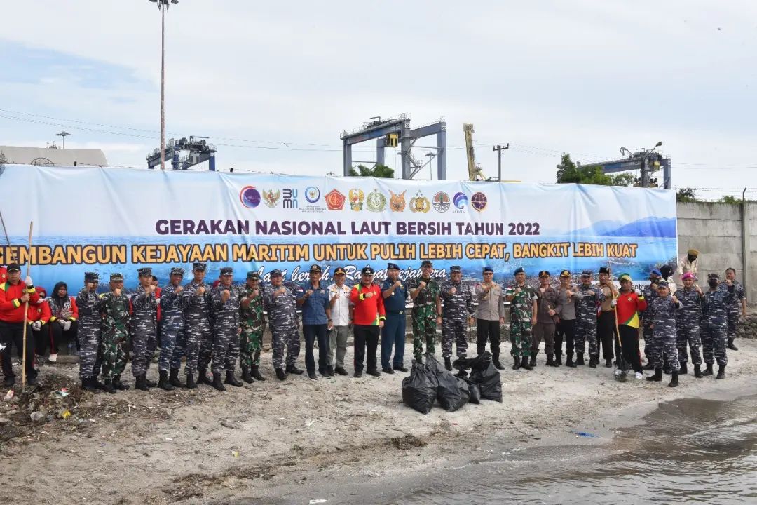 Pelaksanaan Kegiatan Menghadiri Acara Gerakan Nasional Laut Bersih dalam Rangka HUT TNI AL Tahun  2022